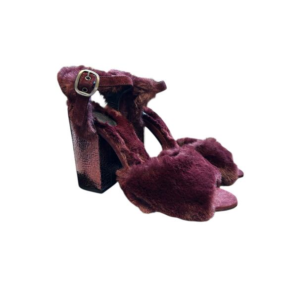 Kenneth Cole Melanie High Heel Sandals Sz 8 Brown Fluffy Open Toe Made in Italy - Picture 2 of 8